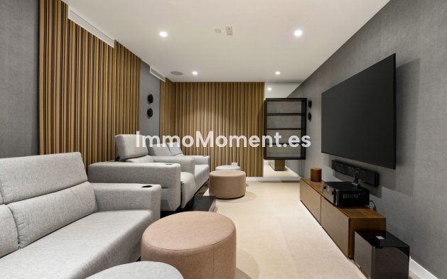 Wiederverkauf - Villa - Marbella - Nueva Andalucía