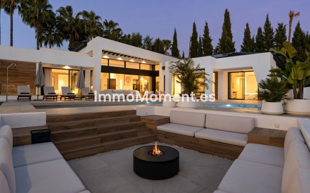 Wiederverkauf - Villa - Marbella - Nueva Andalucía