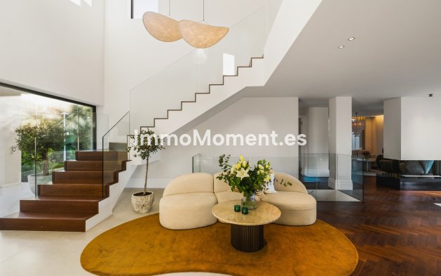 Wiederverkauf - Villa - Marbella - Nueva Andalucía