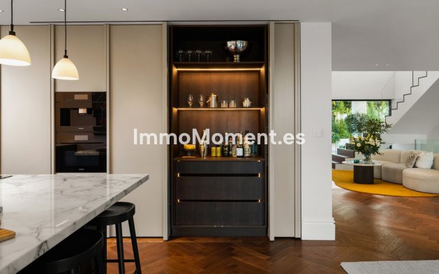 Wiederverkauf - Villa - Marbella - Nueva Andalucía