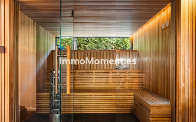 Wiederverkauf - Villa - Marbella - Nueva Andalucía