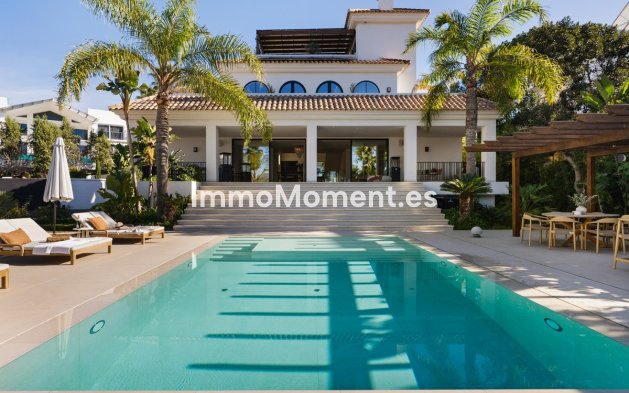 Wiederverkauf - Villa - Marbella - Nueva Andalucía