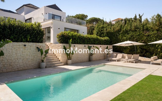 Resale - Villa - Marbella - Las Brisas