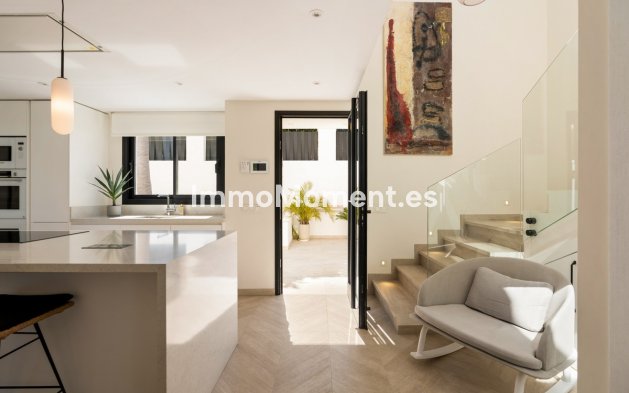 Resale - Villa - Marbella - Las Brisas