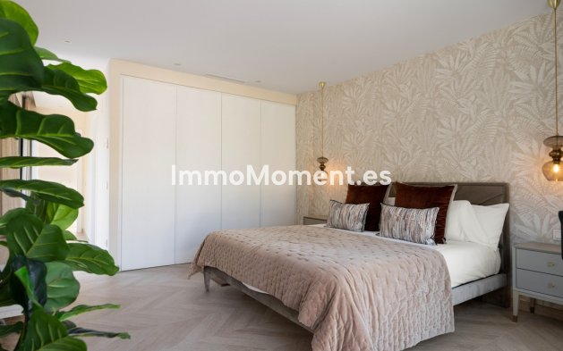 Resale - Villa - Marbella - Las Brisas