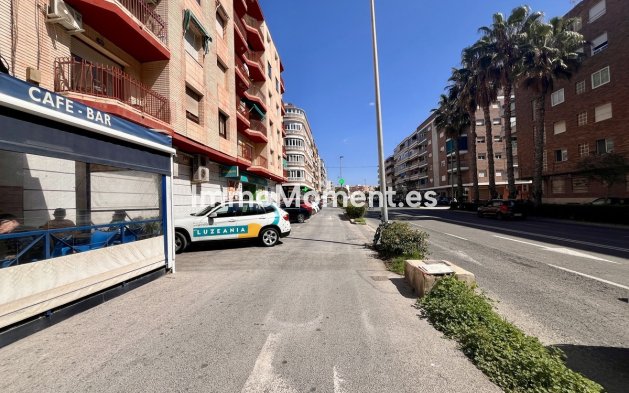 Wiederverkauf - Wohnung - Torrevieja - Torrevieja Centro