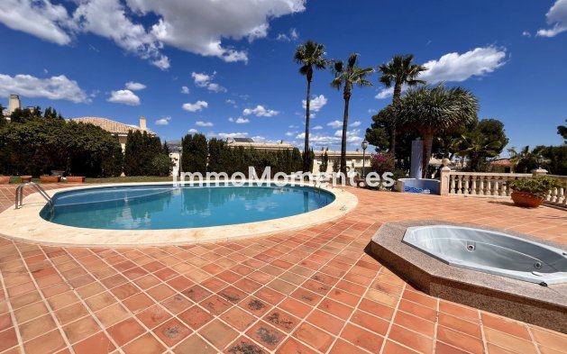 Wiederverkauf - Villa - La Nucía - La Nucia Centro