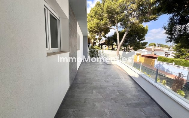 Reventa - Villa - Orihuela - Los Balcones