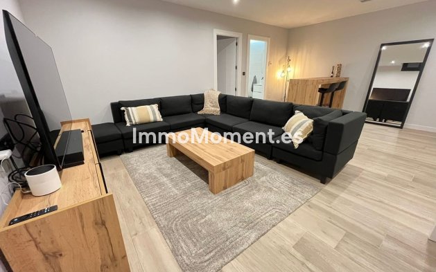 Resale - Villa - Orihuela - Punta Prima