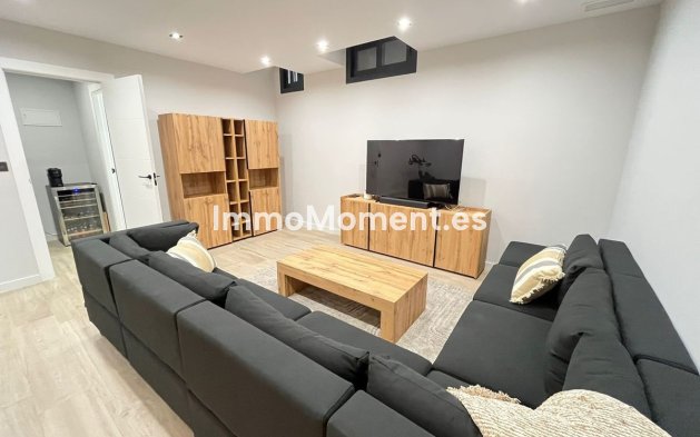 Resale - Villa - Orihuela - Punta Prima