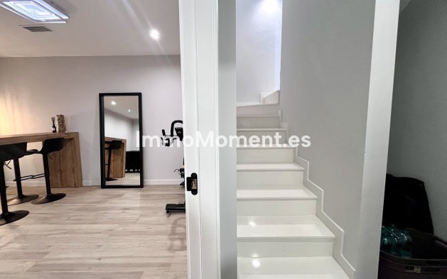 Resale - Villa - Orihuela - Punta Prima