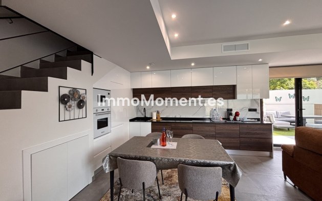 Resale - Villa - Orihuela - Villamartin