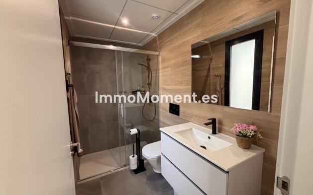 Resale - Villa - Orihuela - Villamartin