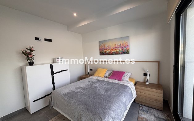 Resale - Villa - Orihuela - Villamartin