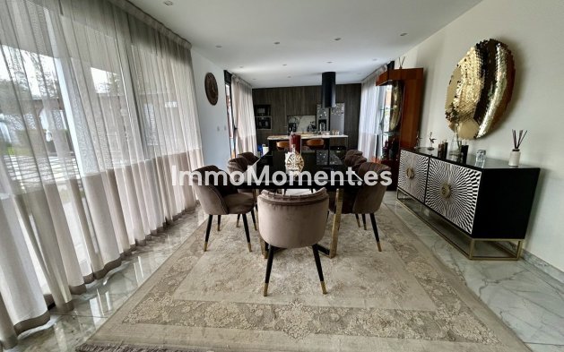 Reventa - Villa - Orihuela - Los Balcones