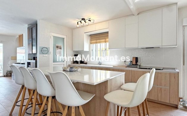 Resale - Villa - Orihuela - Villamartin