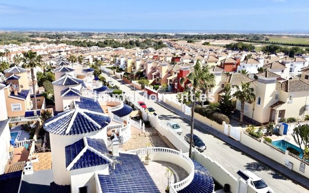 Wiederverkauf - Villa - Pilar de la Horadada - Pinar de Campoverde