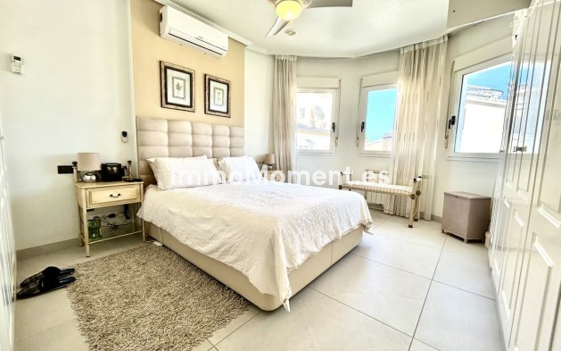 Wiederverkauf - Villa - Pilar de la Horadada - Pinar de Campoverde