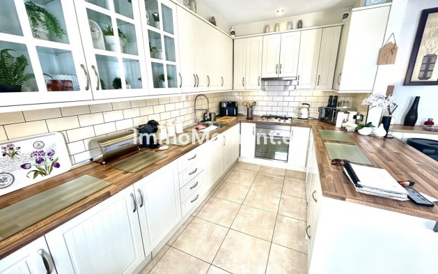 Resale - Villa - Orihuela - Villamartin