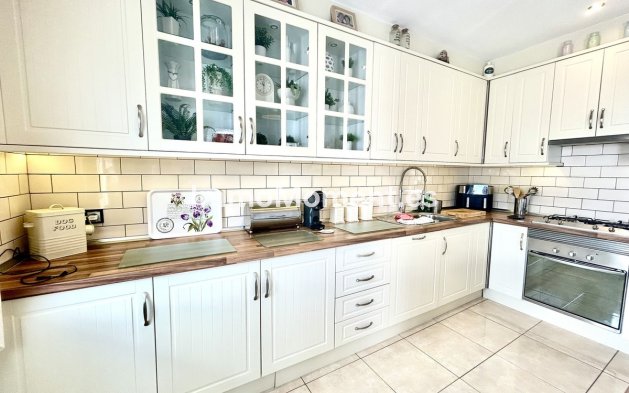 Resale - Villa - Orihuela - Villamartin