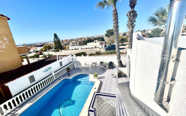 Resale - Villa - Orihuela - Villamartin