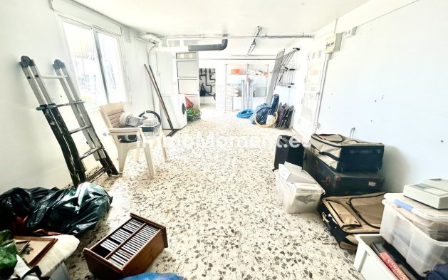 Resale - Villa - Orihuela - Villamartin