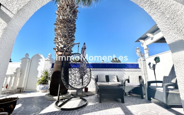 Resale - Villa - Orihuela - Villamartin