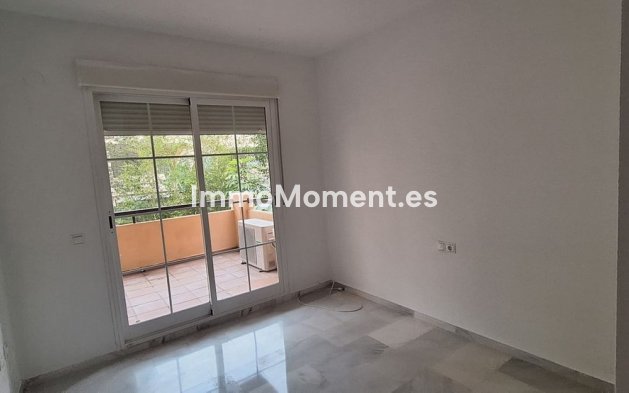 Reventa - Apartamento - Marbella - Elviria