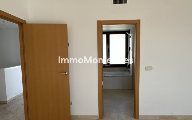 Bestaande woning - Geschakelde woning - Casares - Doña Julia