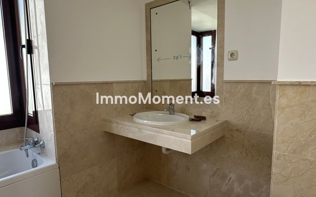 Bestaande woning - Geschakelde woning - Casares - Doña Julia