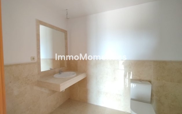 Bestaande woning - Geschakelde woning - Casares - Doña Julia