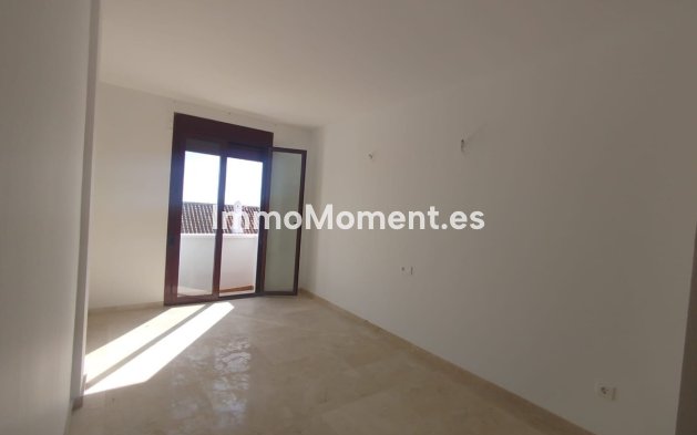 Revente - Maison mitoyenne - Casares - Doña Julia