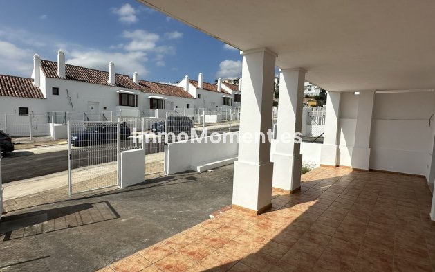 Revente - Maison mitoyenne - Casares - Doña Julia