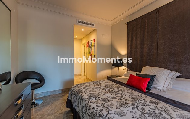 Wiederverkauf - Wohnung - Marbella - Nueva Andalucía