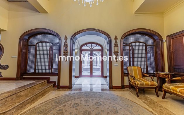 Reventa - Villa - Marbella - Guadalmina Baja