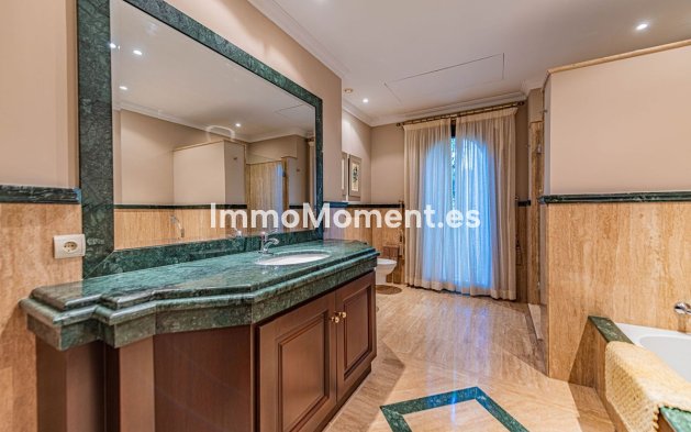 Reventa - Villa - Marbella - Guadalmina Baja