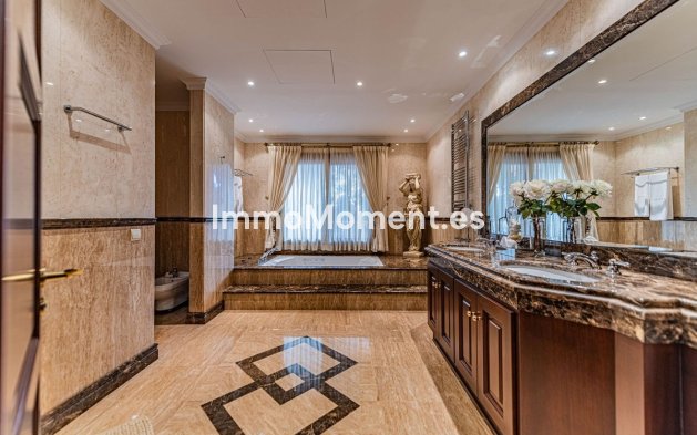 Reventa - Villa - Marbella - Guadalmina Baja