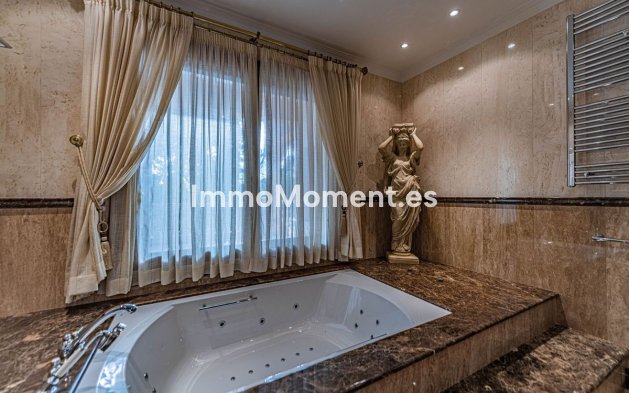 Reventa - Villa - Marbella - Guadalmina Baja