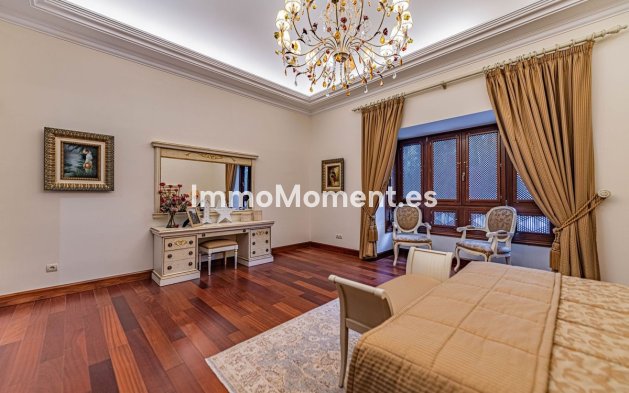 Reventa - Villa - Marbella - Guadalmina Baja
