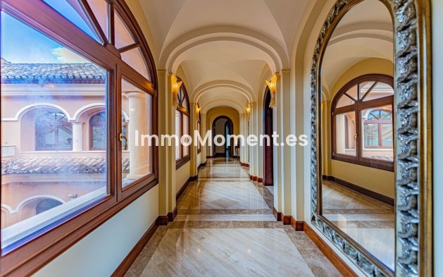 Reventa - Villa - Marbella - Guadalmina Baja