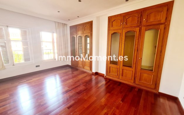 Revente - Villa - Fuengirola - Fuengirola Centro