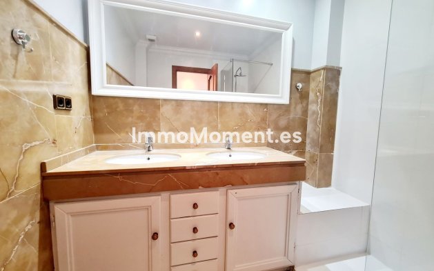 Revente - Villa - Fuengirola - Fuengirola Centro