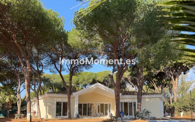 Resale - Villa - Marbella - Las Chapas