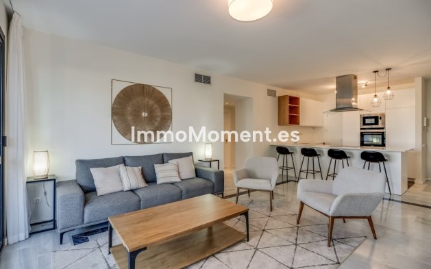 Resale - Apartment - Marbella - Puerto Banús