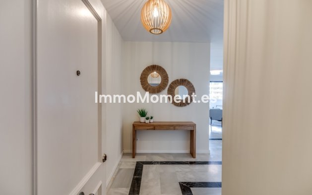 Resale - Apartment - Marbella - Puerto Banús