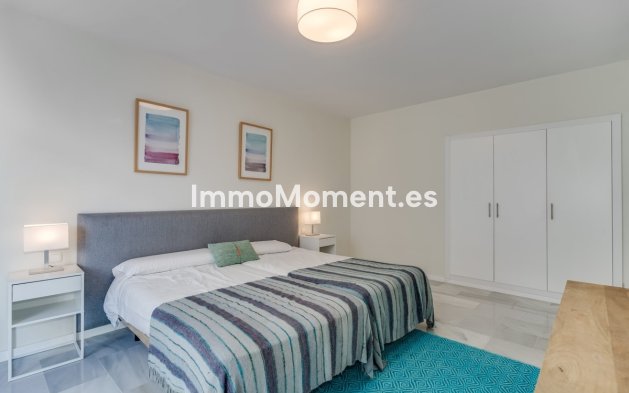 Resale - Apartment - Marbella - Puerto Banús