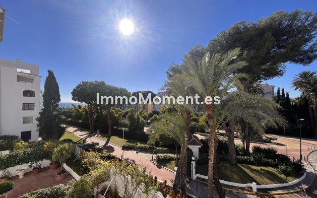 Resale - Apartment - Marbella - Puerto Banús