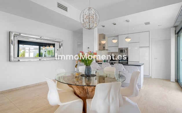 Revente - Villa - Orihuela - Villamartin