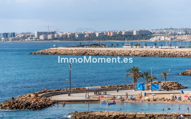 Wiederverkauf - Wohnung - Torrevieja - Torrevieja Centro