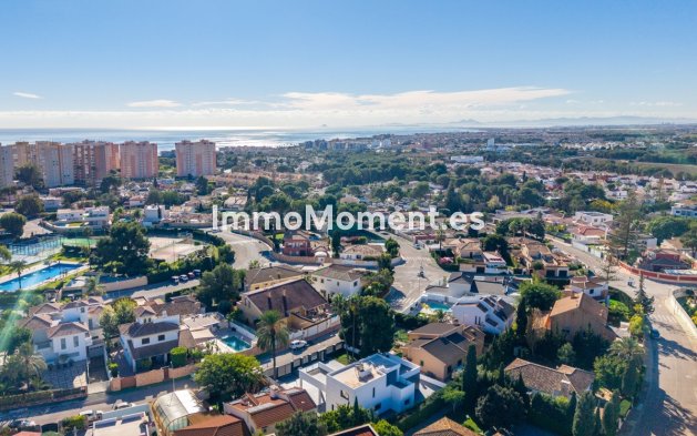 Wiederverkauf - Villa - Orihuela - Campoamor
